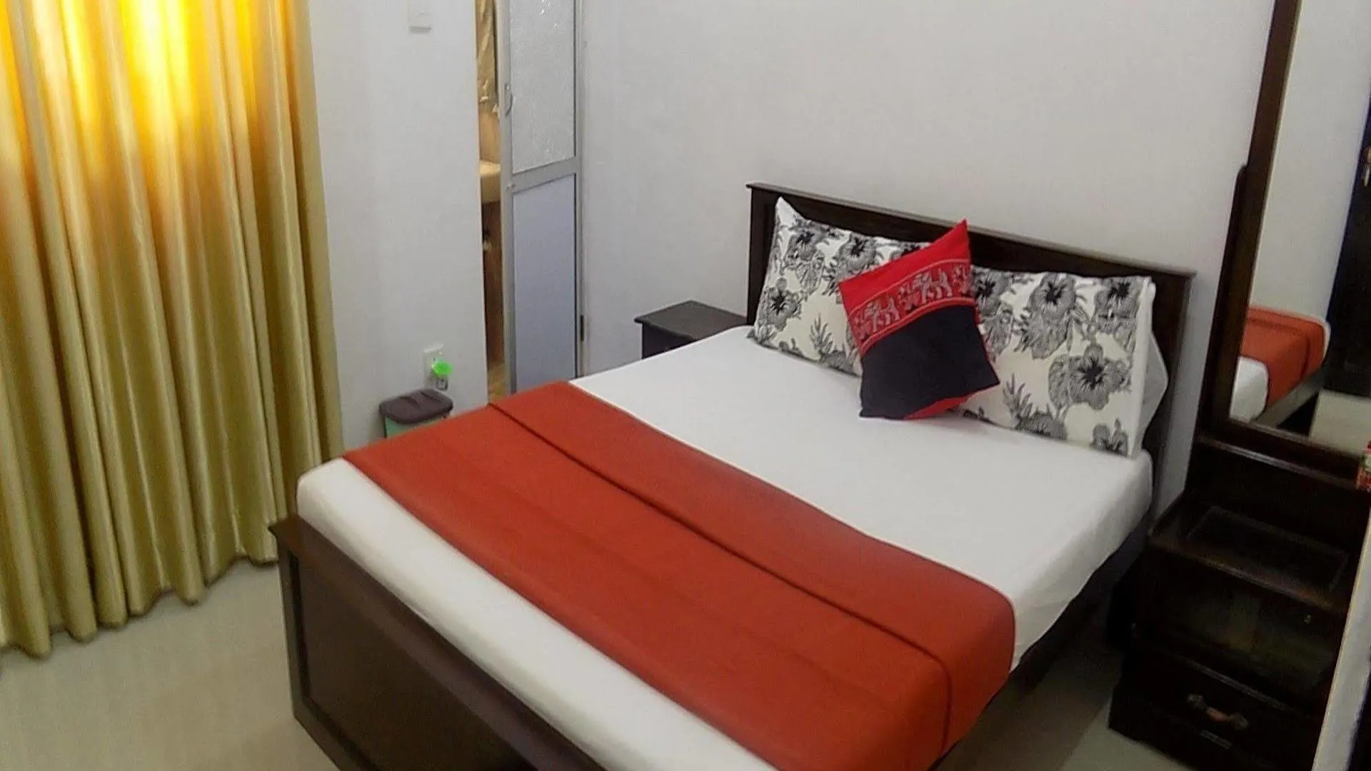 Alexandra Family Villa Negombo Guest house