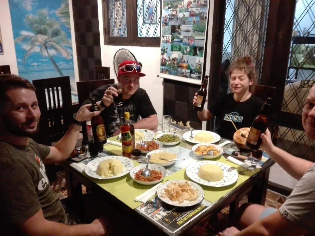 Alexandra Family Villa Negombo Guest house